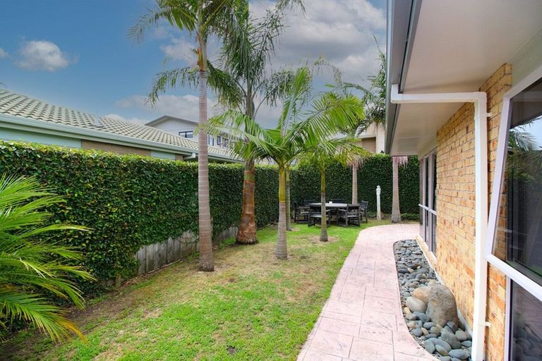 Photo of property in 71 Santa Monica Drive, Papamoa Beach, Papamoa, 3118