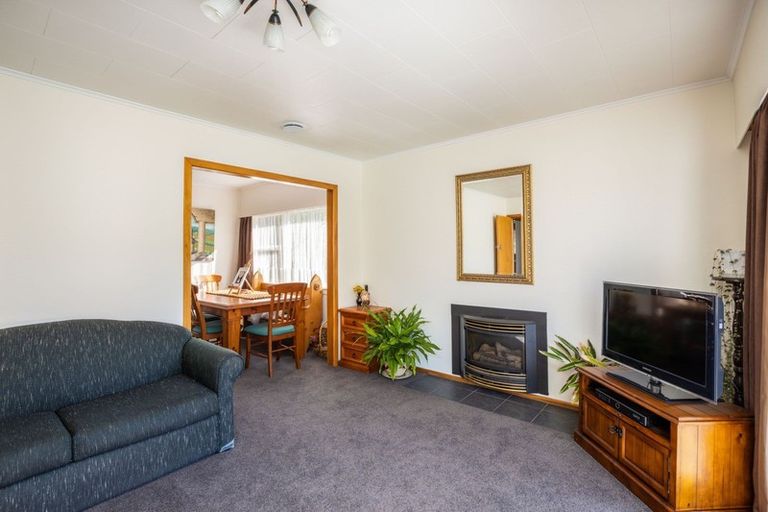 Photo of property in 28 Elizabeth Place, Ferndale, New Plymouth, 4310