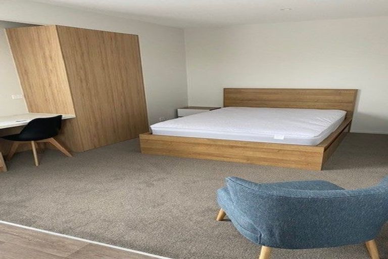 Photo of property in 44u1 May Street, Hamilton East, Hamilton, 3216