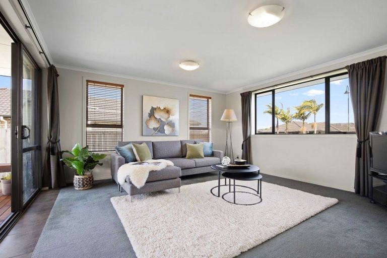 Photo of property in 5 Parsot Place, Pukekohe, 2120