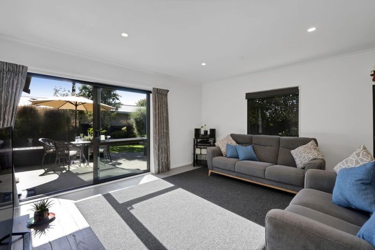 Photo of property in 13b Miro Street, Inglewood, 4330