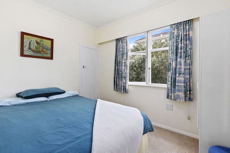 Photo of property in 353 Main Road, Tawa, Wellington, 5028