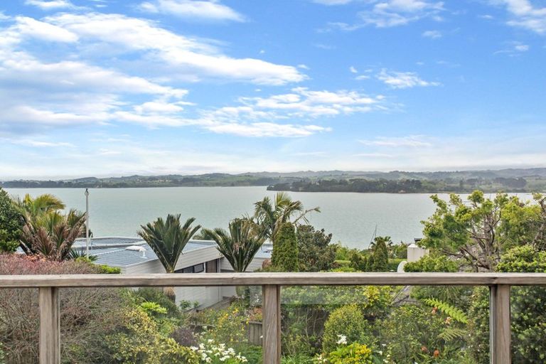 Photo of property in 1/26 Callender Place, Shelly Park, Auckland, 2014