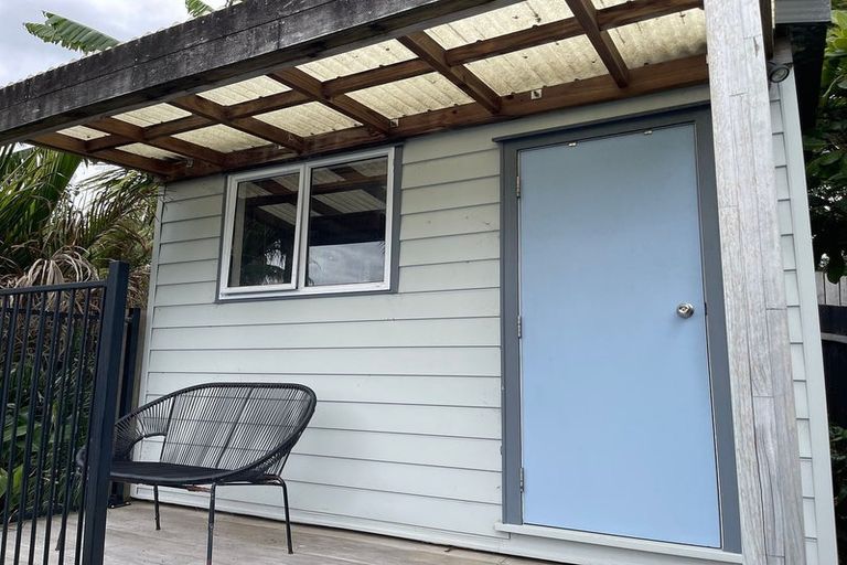 Photo of property in 14 Oruamo Place, Beach Haven, Auckland, 0626