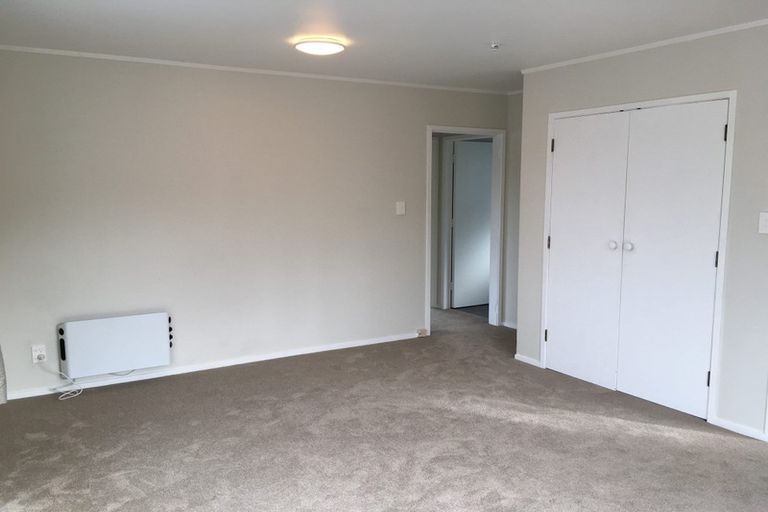 Photo of property in 1/13 Dolbear Street, Titirangi, Auckland, 0604