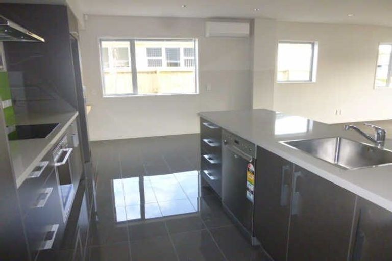 Photo of property in 1/49 Maxwell Street, Riccarton, Christchurch, 8041