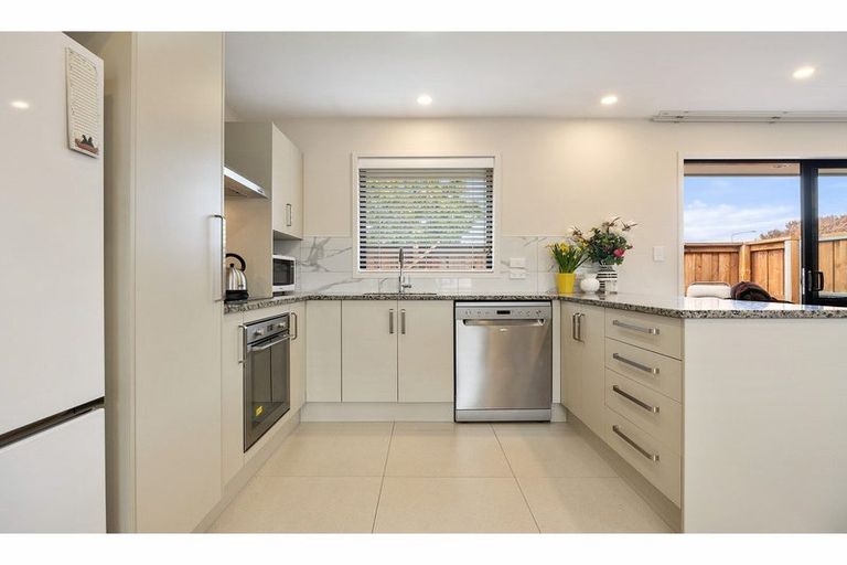 Photo of property in 110a Halswell Junction Road, Halswell, Christchurch, 8025