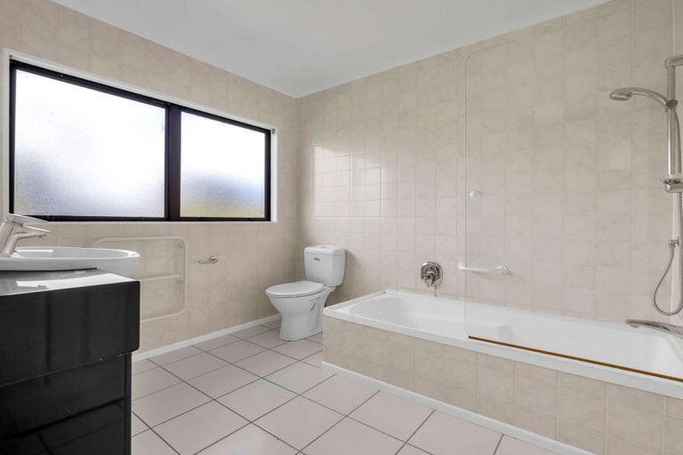 Photo of property in 245 Taurangaruru Road, Karioitahi, Waiuku, 2683