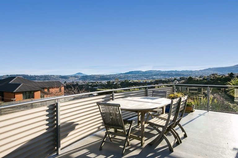 Photo of property in 3 Portland Place, Shiel Hill, Dunedin, 9013