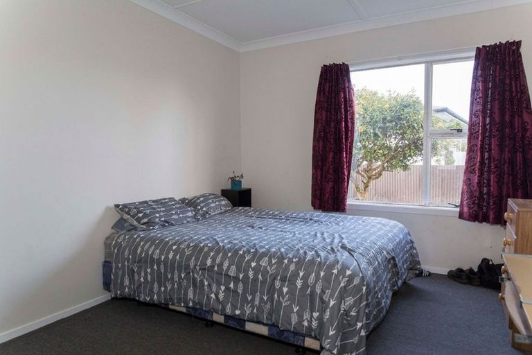 Photo of property in 13 Waterloo Street, Dannevirke, 4930