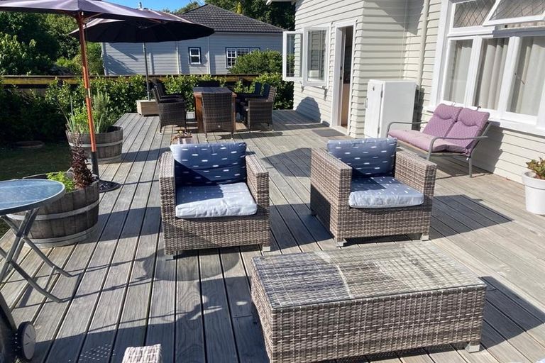 Photo of property in 126e Napier Road, Havelock North, 4130