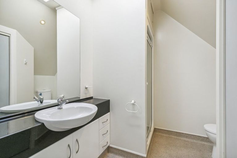 Photo of property in 31u3 Majoribanks Street, Mount Victoria, Wellington, 6011