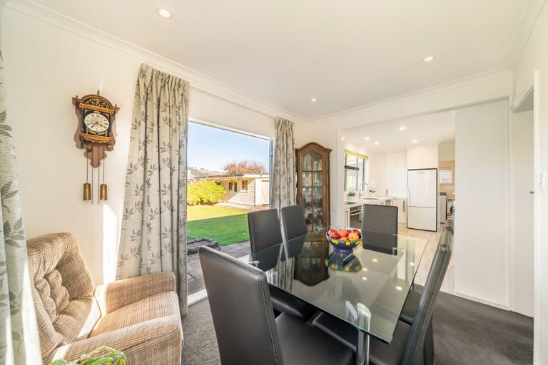 Photo of property in 6 Routley Crescent, Elderslea, Upper Hutt, 5018