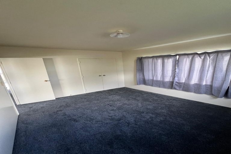 Photo of property in 2/29 Aeronautic Road, Takanini, 2112