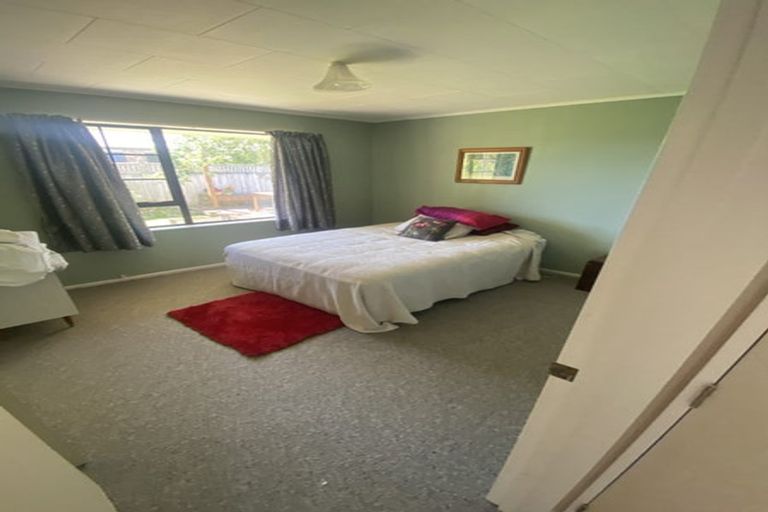 Photo of property in 2a Calder Place, Feilding, 4702