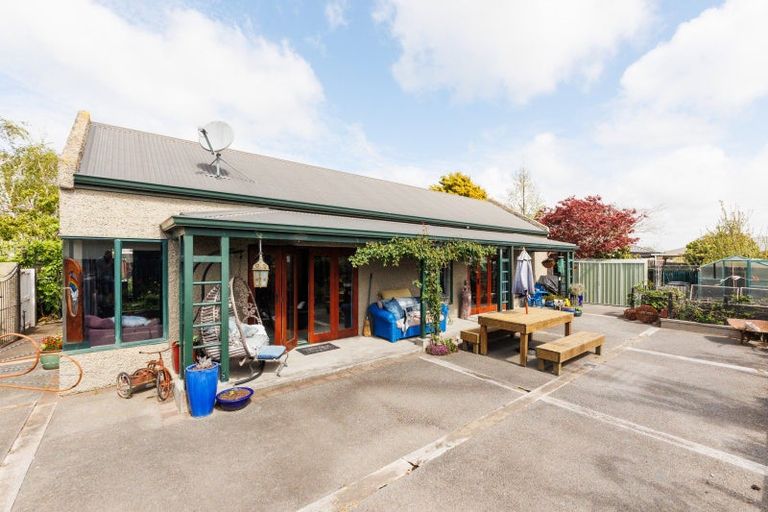 Photo of property in 1 Strachan Way, Highbury, Palmerston North, 4412