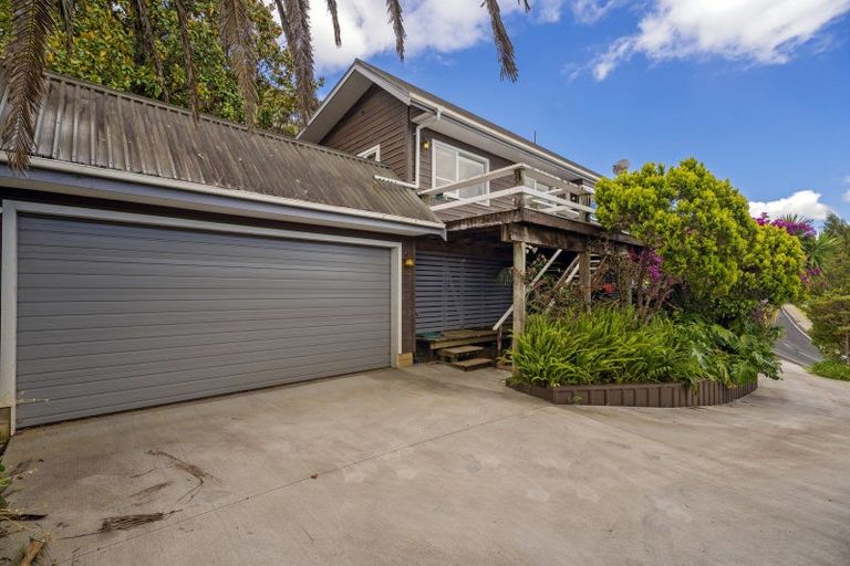 Photo of property in 23 Haddon Crescent, Whitianga, 3510