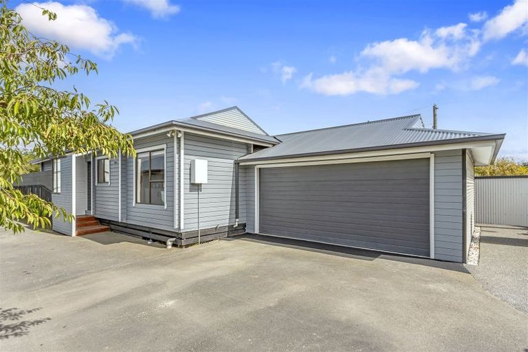 Photo of property in 293 Burwood Road, Burwood, Christchurch, 8083
