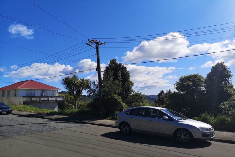 Photo of property in 11 Voltaire Street, Karori, Wellington, 6012