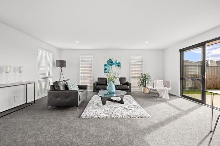 Photo of property in 12 Freeville Place, New Brighton, Christchurch, 8083