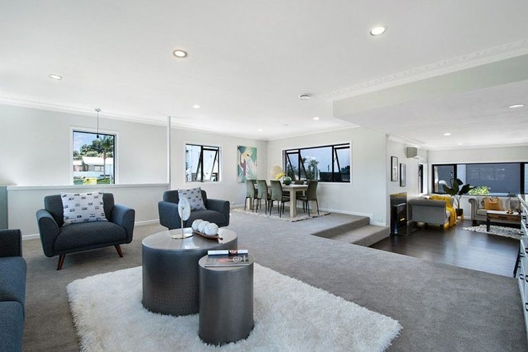 Photo of property in 1a Stottholm Road, Titirangi, Auckland, 0604