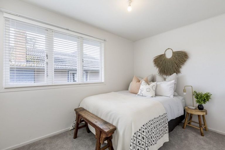 Photo of property in 22 Karamu Street, Te Atatu Peninsula, Auckland, 0610