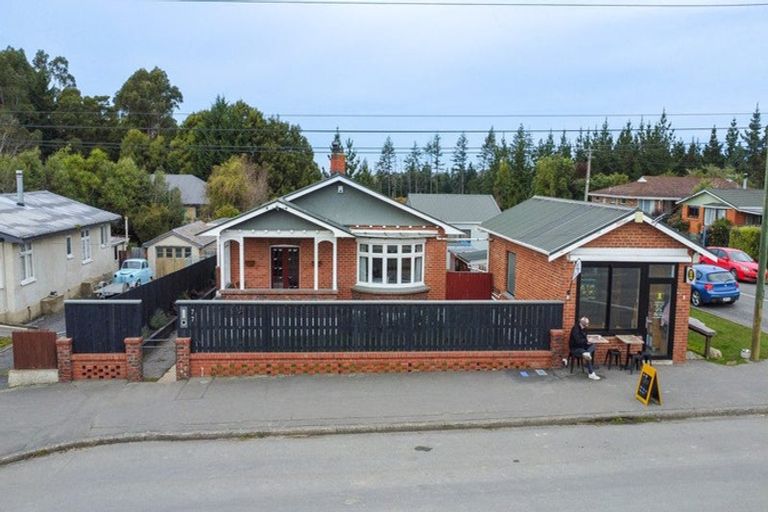 Photo of property in 77 Main Road, Fairfield, Dunedin, 9018