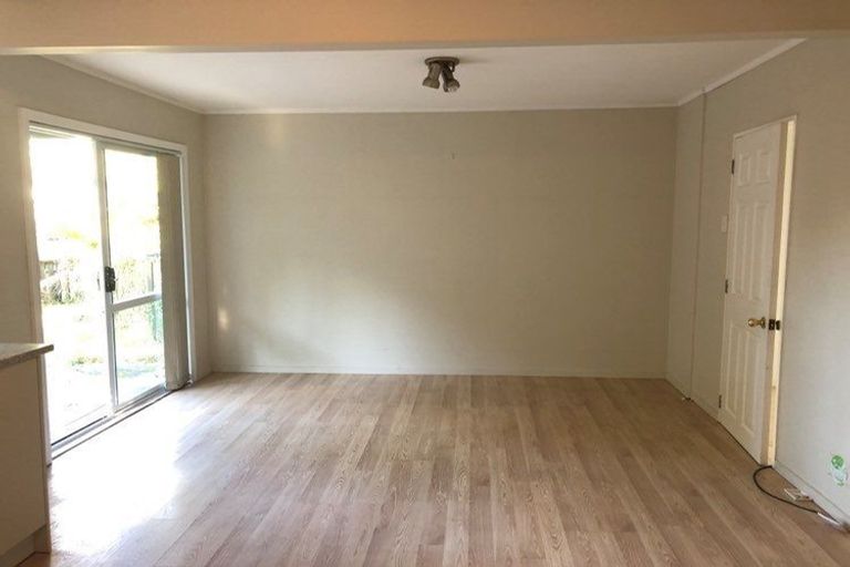 Photo of property in 29 Meadowvale Avenue, Forrest Hill, Auckland, 0620