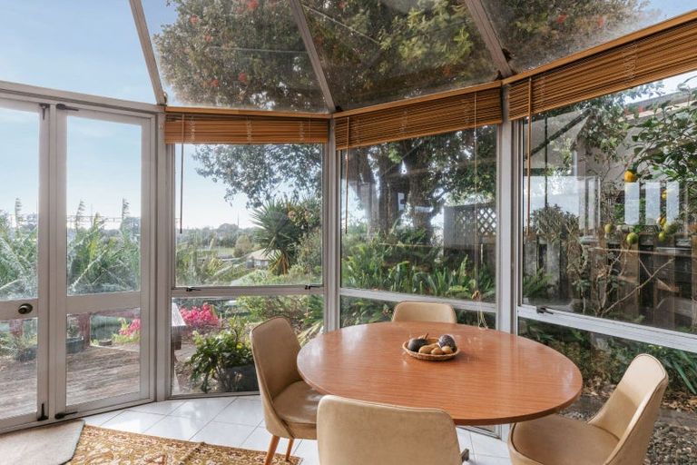 Photo of property in 14 Claridge Place, Mount Maunganui, 3116