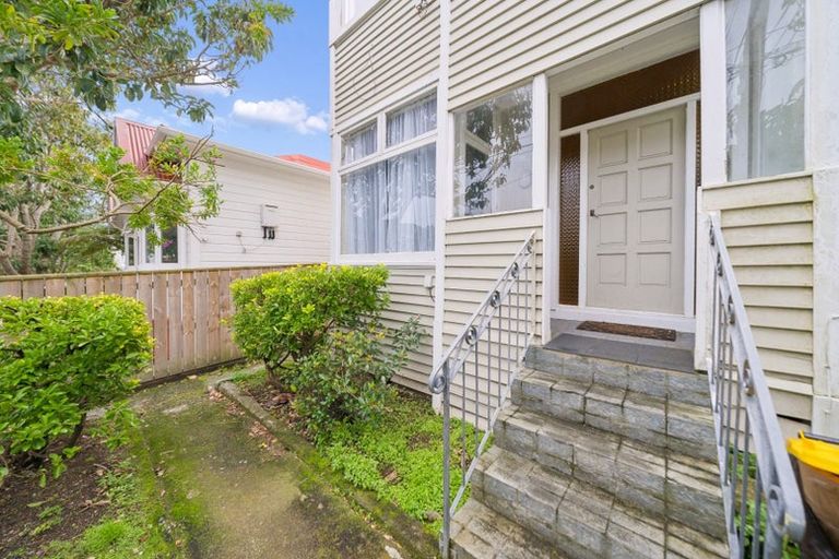 Photo of property in 39 Roy Street, Newtown, Wellington, 6021