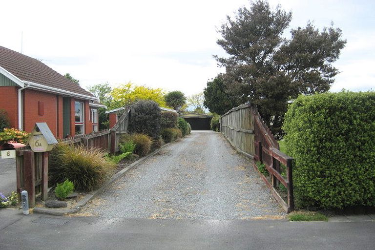 Photo of property in 6a Mendip Place, Casebrook, Christchurch, 8051