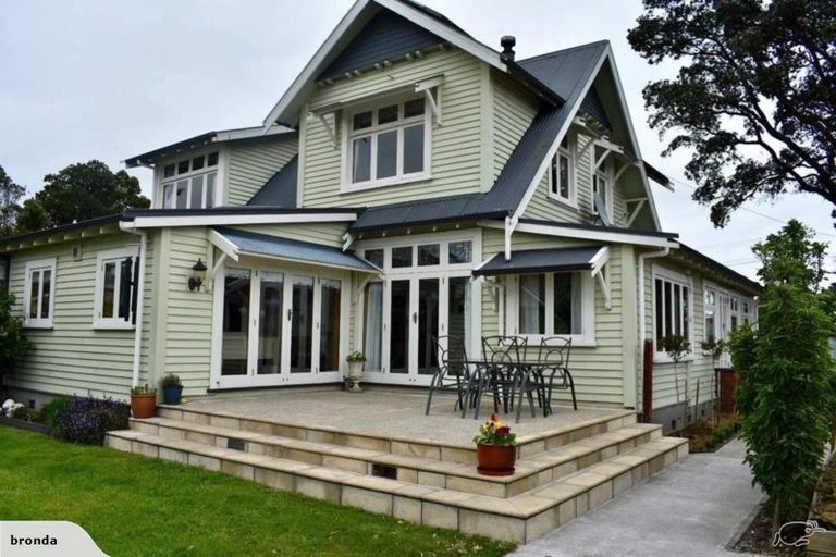 Photo of property in 65 Russell Street, Westport, 7825