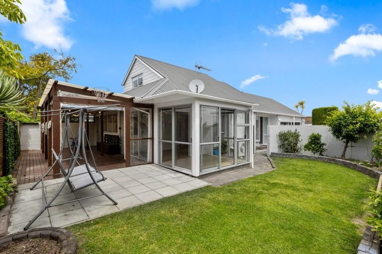 Photo of property in 41a Maygrove Drive, Orewa, 0931