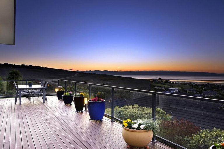 Photo of property in 18 Springlea Heights, Atawhai, Nelson, 7010