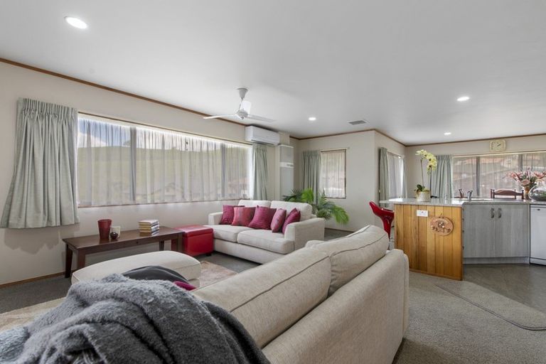 Photo of property in 2 Forest Place, Lynmore, Rotorua, 3010