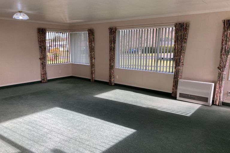 Photo of property in 51 Pembroke Road, Stratford, 4332