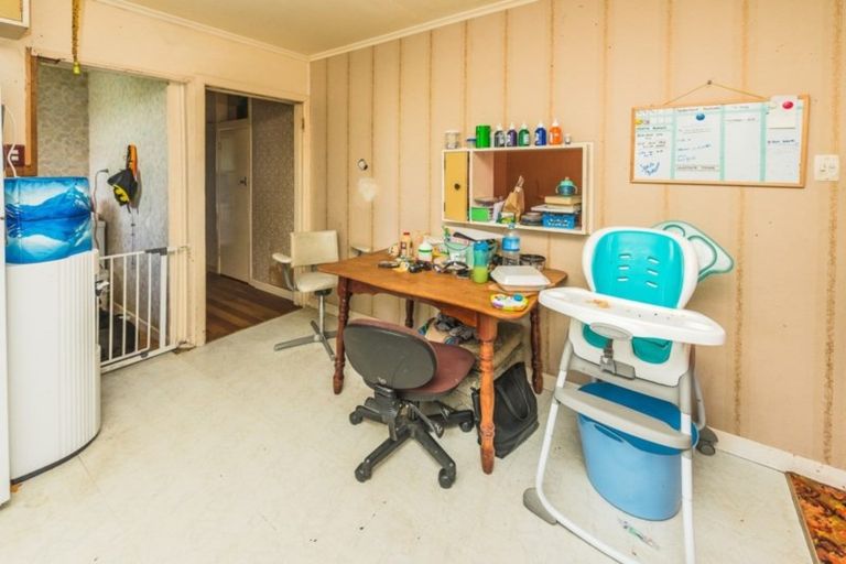 Photo of property in 70 Manuka Street, Castlecliff, Whanganui, 4501