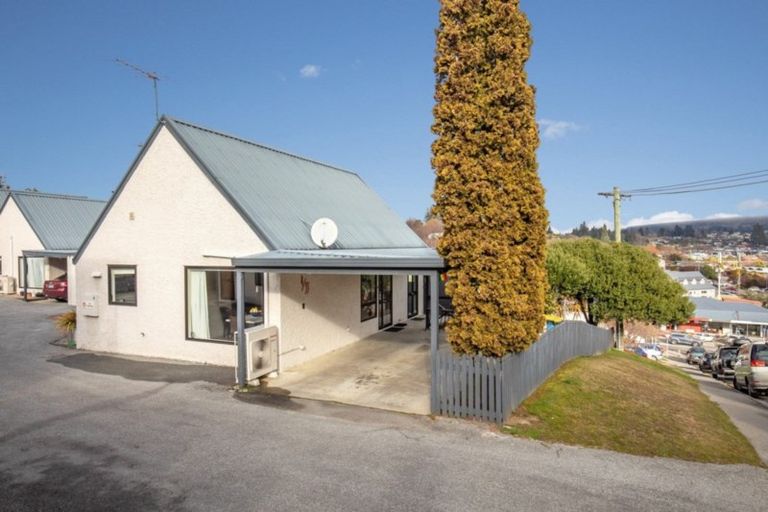 Photo of property in 4/33 Hedditch Street, Wanaka, 9305