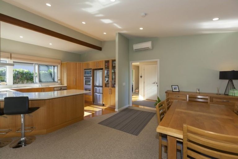 Photo of property in 2 Beckett Lane, Raumati Beach, Paraparaumu, 5032