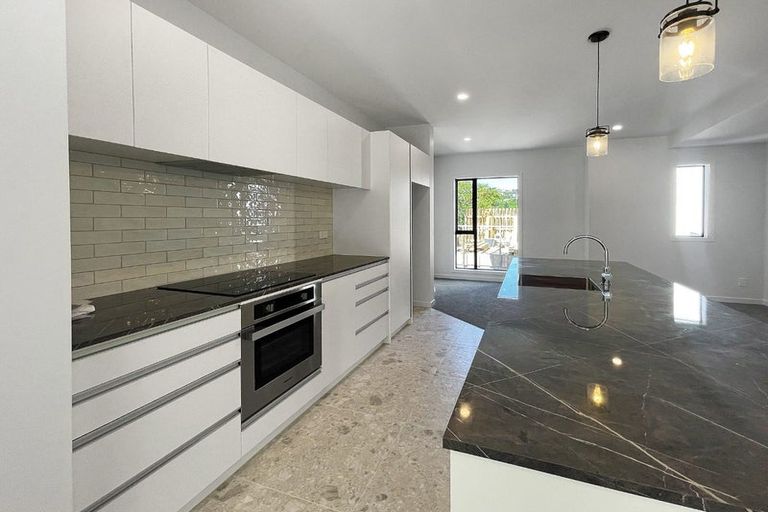 Photo of property in 11/23u Middleton Road, Johnsonville, Wellington, 6037