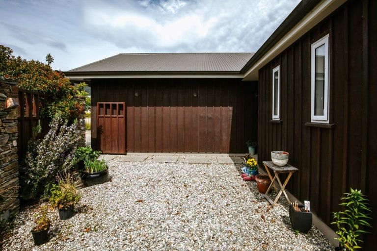 Photo of property in 16 Lansdown Street, Wanaka, 9305