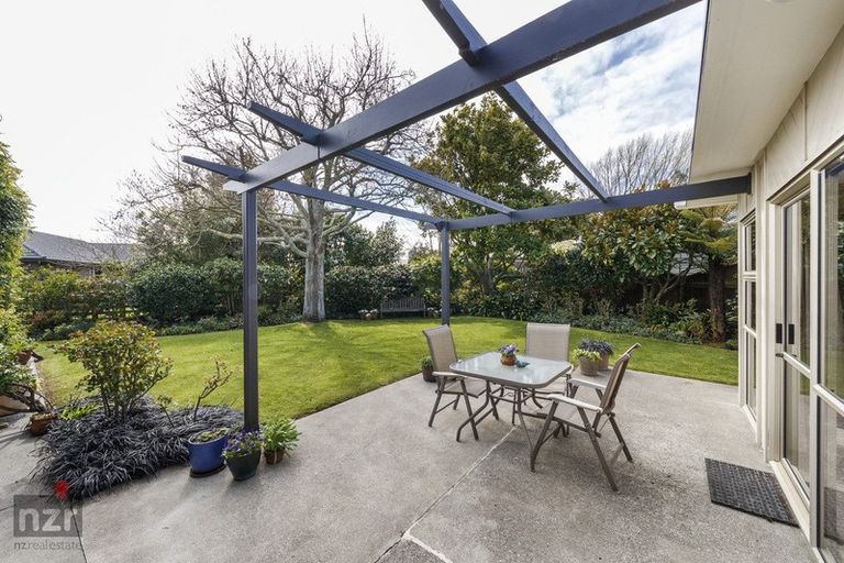 Photo of property in 4 Calder Place, Feilding, 4702