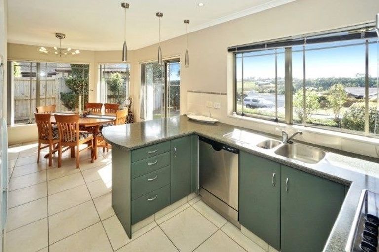 Photo of property in 56 Norm Freeman Drive, Te Puke, 3119