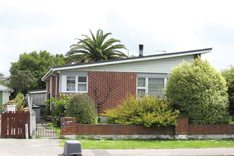 Photo of property in 21 Meadow Street, Kaiapoi, 7630