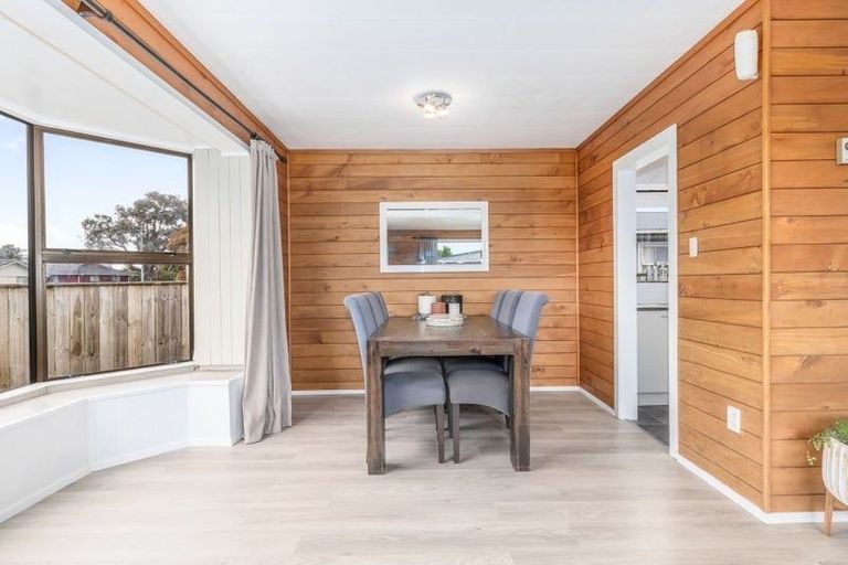 Photo of property in 40 Walton Road, Paraparaumu Beach, Paraparaumu, 5032