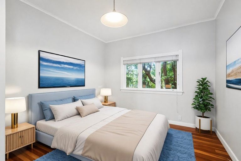 Photo of property in 55 Titirangi Road, New Lynn, Auckland, 0600