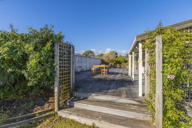 Photo of property in 34 Hollis Road, Paraparaumu Beach, Paraparaumu, 5032