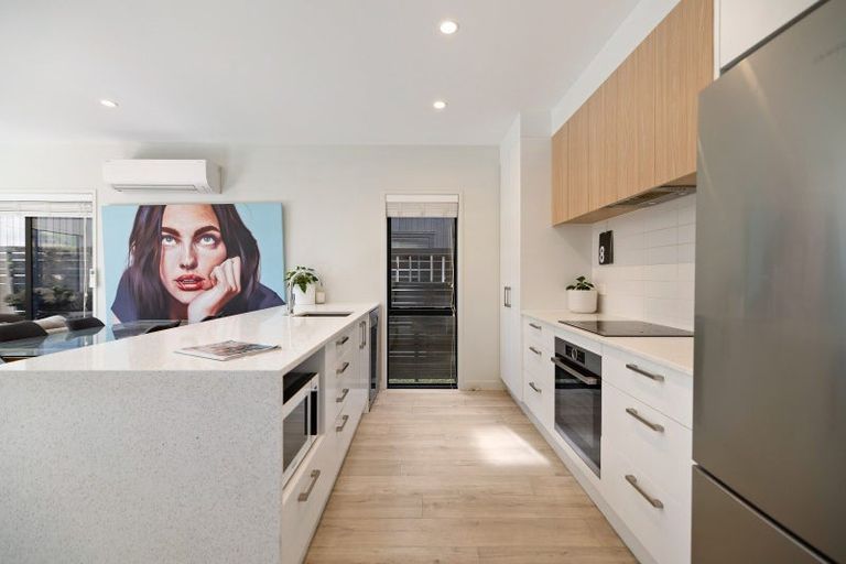 Photo of property in 3 Mulholland Drive, Jacks Point, 9371