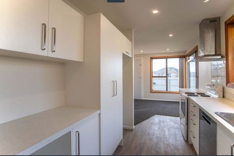 Photo of property in 17 Skerten Avenue, Hornby, Christchurch, 8042