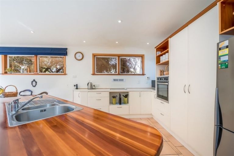 Photo of property in 217 Riverside Drive, Waterloo, Lower Hutt, 5011